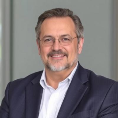 Στη Stellantis νέος CEO ο Antonio Filosa εν μέσω ανησυχιών για δασμούς